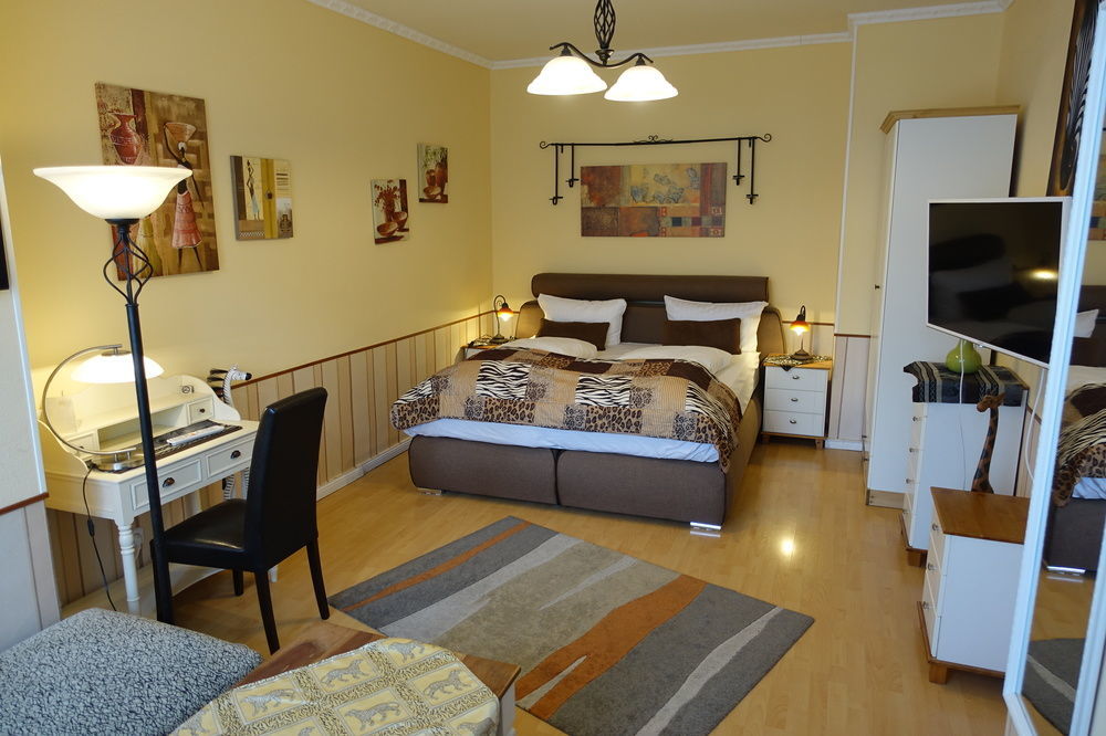 Hotel Villa Konstanz Берлин Экстерьер фото